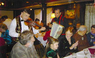 Gypsy Fiddler at Christmas